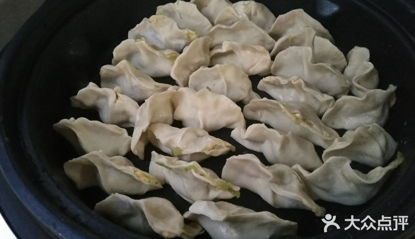 20191110001西葫白萝卜丝虾仁鸡蛋馅饺子煎吃菜谱