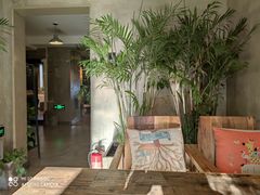 -HIGH FIVE哈福手工汉堡(桂林路店)