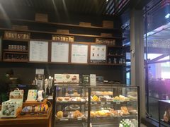 面包甜点陈列柜-星巴克(贵阳花果园1店)