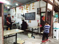 大堂-拈一筷子·宜宾江湖菜(十一街店)