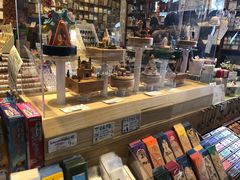 -猫的天空之城概念书店(苏州诚品店)