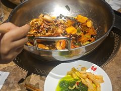 -七欣天香辣蟹火锅(上海银亿滨江店)