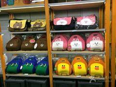 -line friends(明洞旗舰店)
