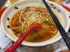 -螺小胖柳州螺蛳粉(钟楼总店)