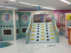 -孩子王童乐园(连云港万达店)