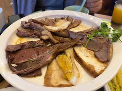 -潮界(LU·ONE凯德晶萃广场店)