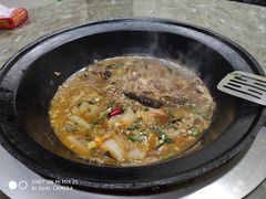 -老渔翁笨锅炖(迎宾路总店)