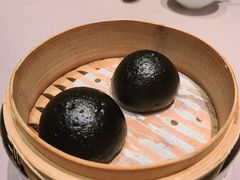 黑金流沙包-新荣记(南京西路店)
