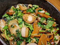 包烧野生牛肝菌-云海肴·汽锅鸡·云南菜(天山百盛优客店)