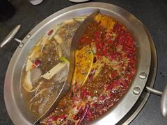 -沸炉重庆老火锅(军事博物馆店)