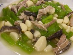 大蒜肚条-石磨豆花家常菜·牦牛排土火锅