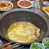 羊瑞堂的铁锅炖羊肉也太香啦！！！