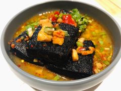-百春原湖南牛肉粉(百联世纪店)