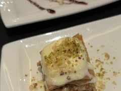 -Efes Turkish & Mediterranean Cuisine 艾菲斯餐厅(陆家嘴店)