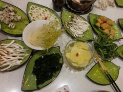 -一叶一世界·素食餐厅(锦华万达店)