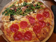 鸳鸯披萨-COMMUNE幻师(上邦百汇城店)