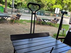 -J Create城市露营咖啡·简餐·宠物(上海动物园店)