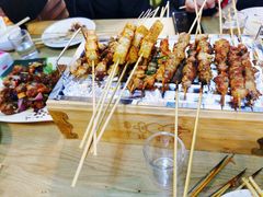 -烤满分·东北烧烤(首经贸店)