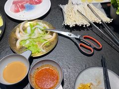 -七甲山烤肉(长白山奇石山珍根艺一条街店)