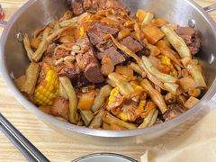 -内蒙焖面大盆骨餐馆(山大路店)