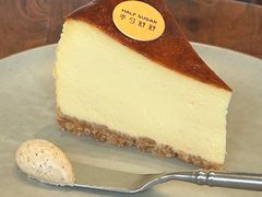 巴斯克黑芝士-半勺舒舒(太乙店)