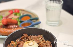 Angus Beef Warm Egg Rice