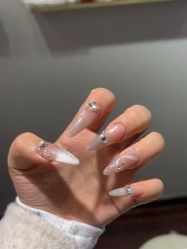 -晨·艺美甲美睫