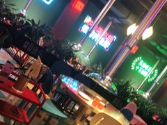 大堂-向外鱼乐·土菜·虹鳟鱼