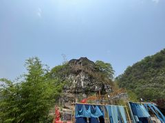 -高荡千年布依古寨旅游景区