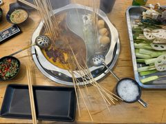 -牛串门串串香(东直门簋街总店)