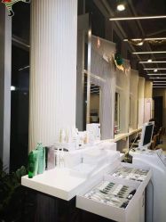 -PE SALON 