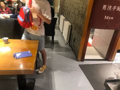 大堂-95号酱骨·一块豆腐(展春园西路店)