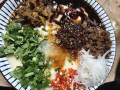 -蜗牛的家旅行主题云南菜餐厅.小酒馆(护国寺店)