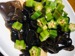 爽口木耳拌秋葵-小放牛炒菜馆(中山路乐汇城店)