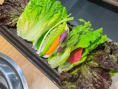 蔬菜拼盘-本家韩国烤肉(青岛万象城店)