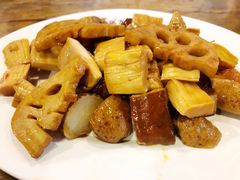 -老鼎万春卤菜(鹭湖宫8区店)