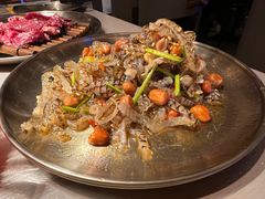 凉拌鱼皮-西塔老太太泥炉烤肉(温州首店万象城黑金店)