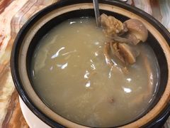 猪脚菌汤-椿记烧鹅(叠彩店)