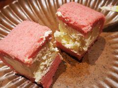 桃桃瑞幸卷-luckincoffee瑞幸咖啡(香港名店街店)