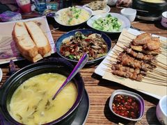 -蚝堡海鲜·威海菜·海肠捞饭·烧烤·亚洲吃蚝公司(幸福门店)