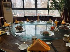 -黄狗猪头肉(运河路店)