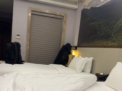 -万达广场(南昌红谷滩店)