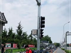 -北京大学东门(地铁站)