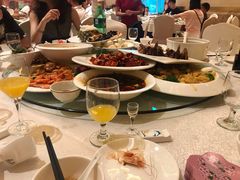 -泸州泸舍酒店(江阳区水井沟步行街店)