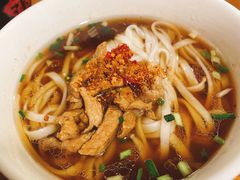 -矮子粉店1985·长沙米粉(湘春路店)