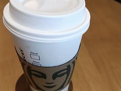 -星巴克臻选(成都来福士店)