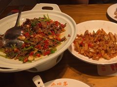 -爱碗亭·鲜炒湖南菜(壹城中心店)