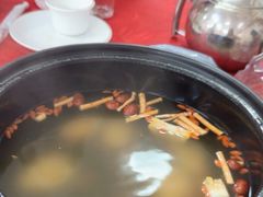 -花苑美食横琴生蚝火锅(拱北粤华路店)