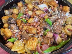 -老钟家烤羊排·敦伊阁清真餐厅胡羊焖饼