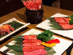 -炼火烤肉店
